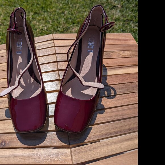 Silent D Patent Heels - Garey sz 37 - Picture 6 of 8